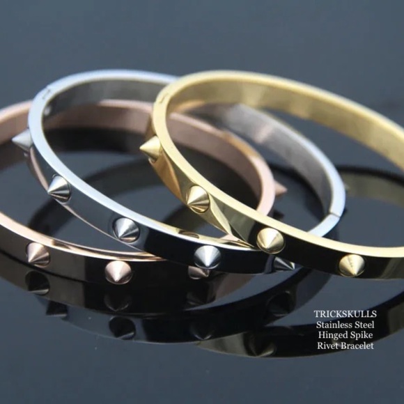 Rivet Spiked Stainless Steel Spikes Hinged Cuff Bracelet Retro Glam Punk Gothic - Picture 5 of 9